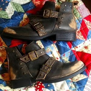 Corky's Girl distressed leather boots
